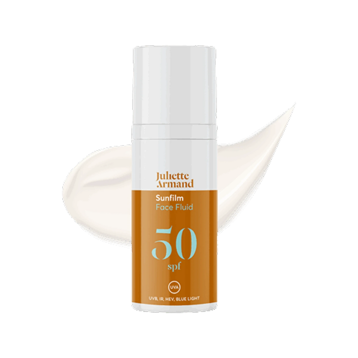 מקדם הגנה פרימיום Sunfilm Face Fluid SPF 50 של Juliette Armand לצד מריחת הפלואיד